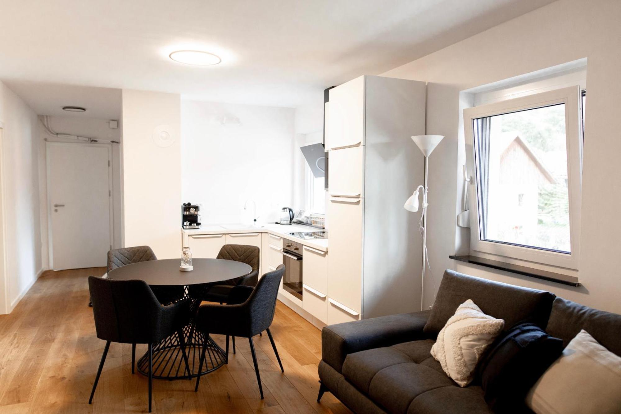 Aura Apartments Zirovnica Bagian luar foto