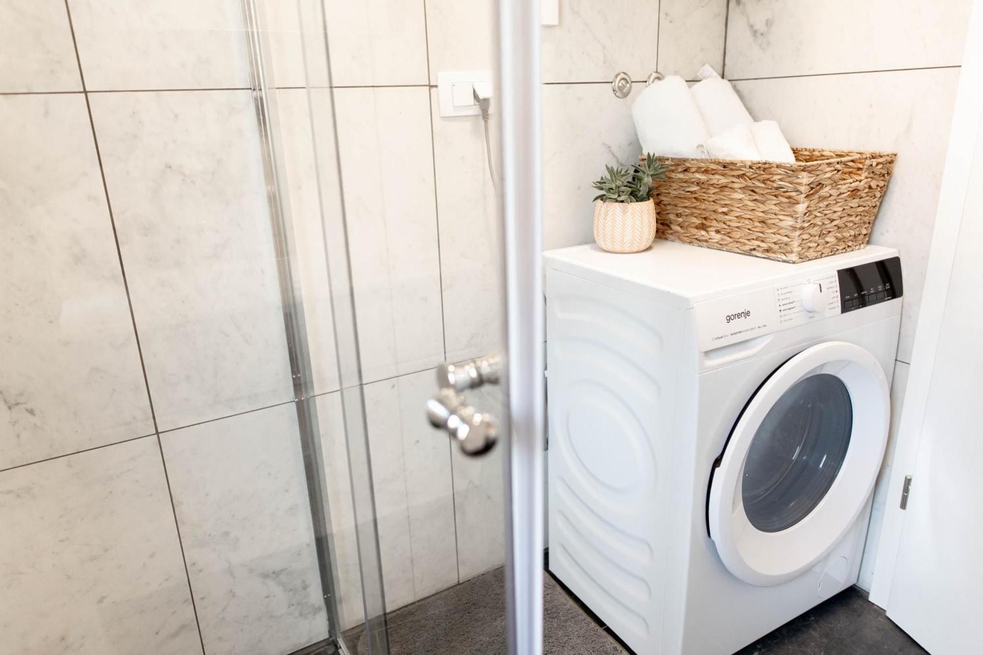 Aura Apartments Zirovnica Bagian luar foto
