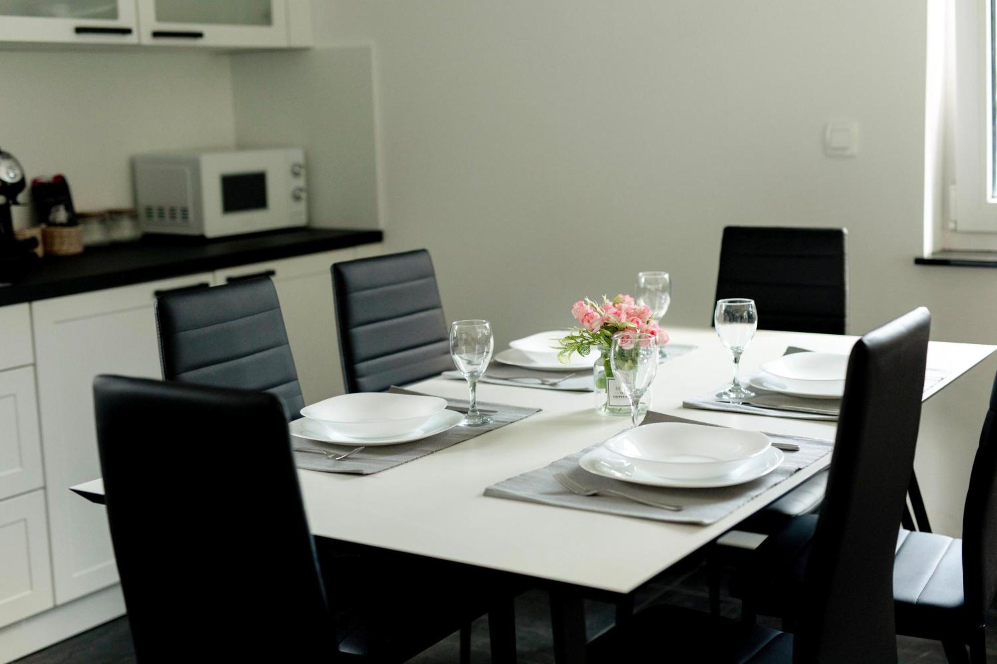Aura Apartments Zirovnica Bagian luar foto
